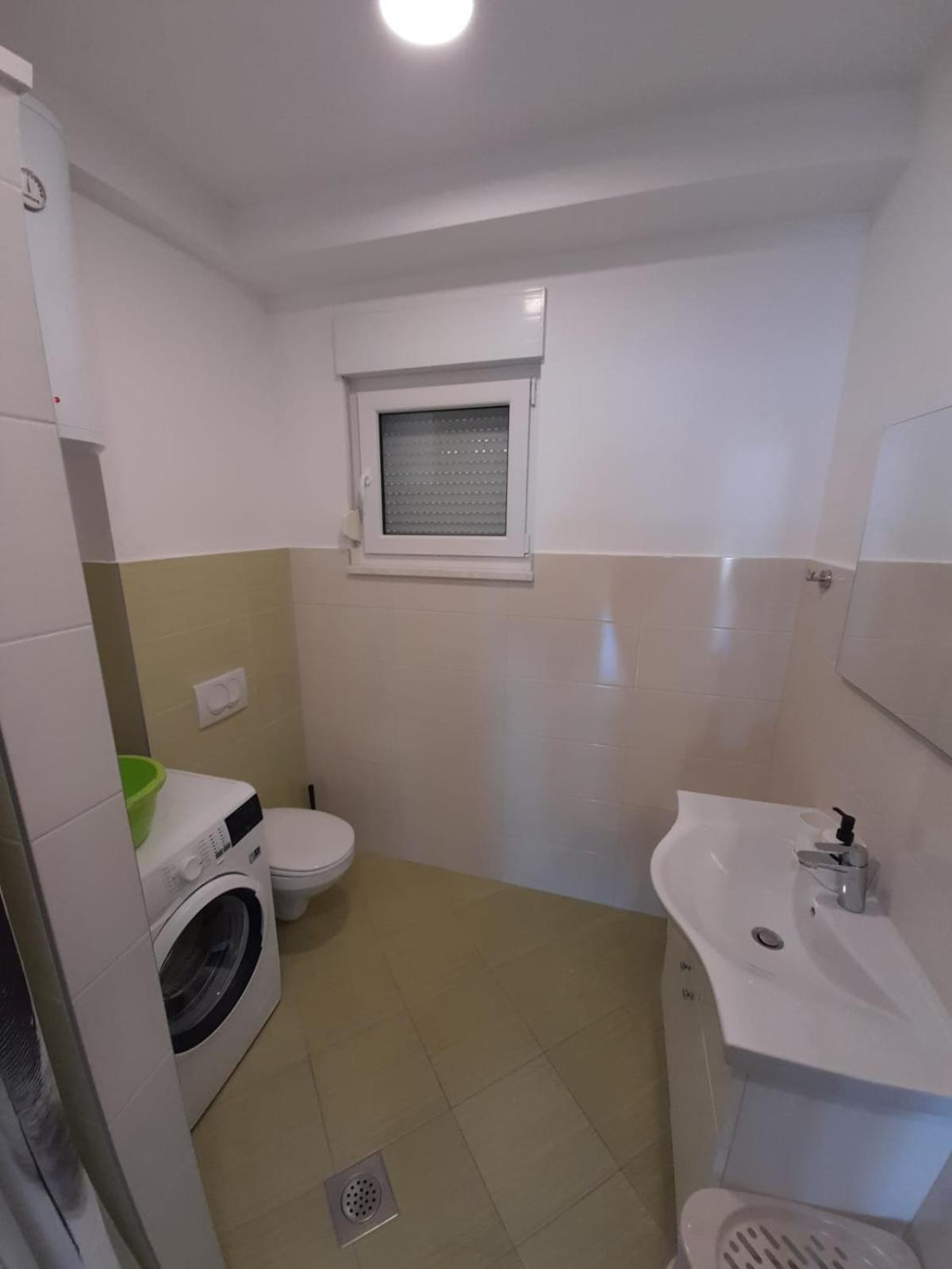 Pere Apartment Omiš Exterior foto